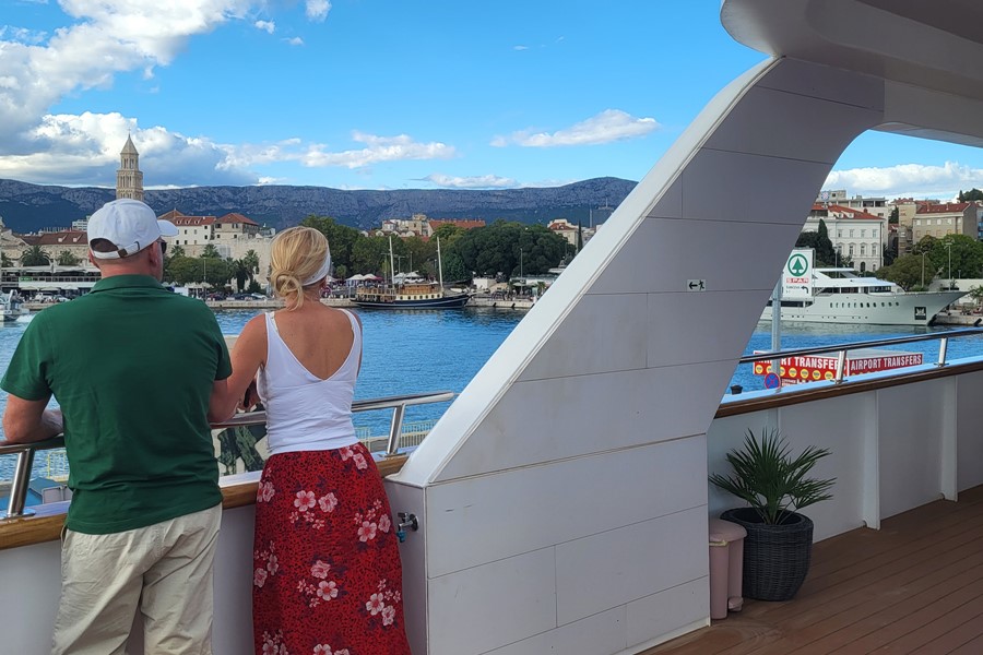 Inselhüpfen Yacht Kreuzfahrt Split-Rab-Split mit MY Il Mare*****