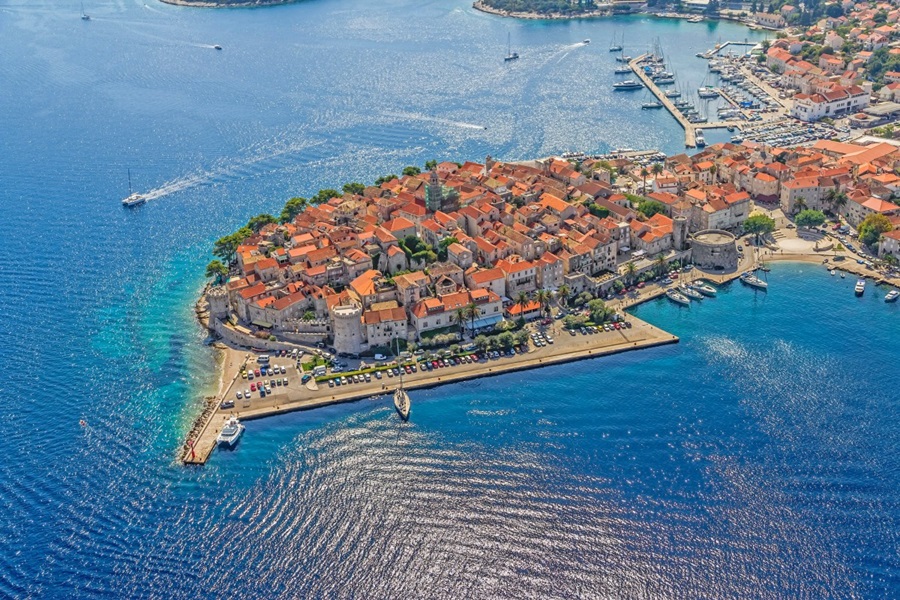 Blauereise Baderoute Inselhüpfen Kreuzfahrt ab Trogir mit NoName Premium Schiff****