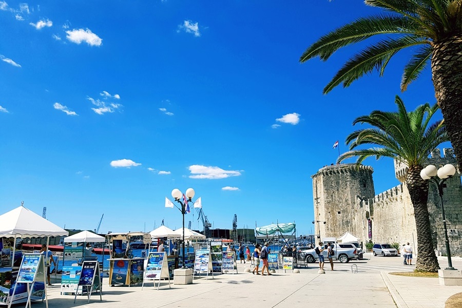 Fahrradroute Kreuzfahrt ab Trogir mit MS Azimut****