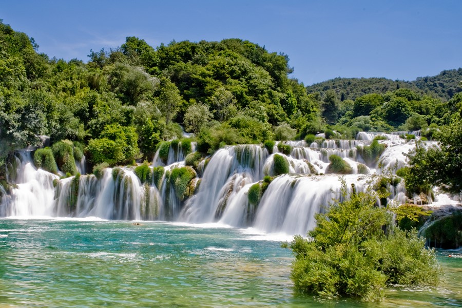 E-Bike Inselhüpfen Deluxe Kreuzfahrt Nationalparks Plus ab Trogir mit MY Magellan ****