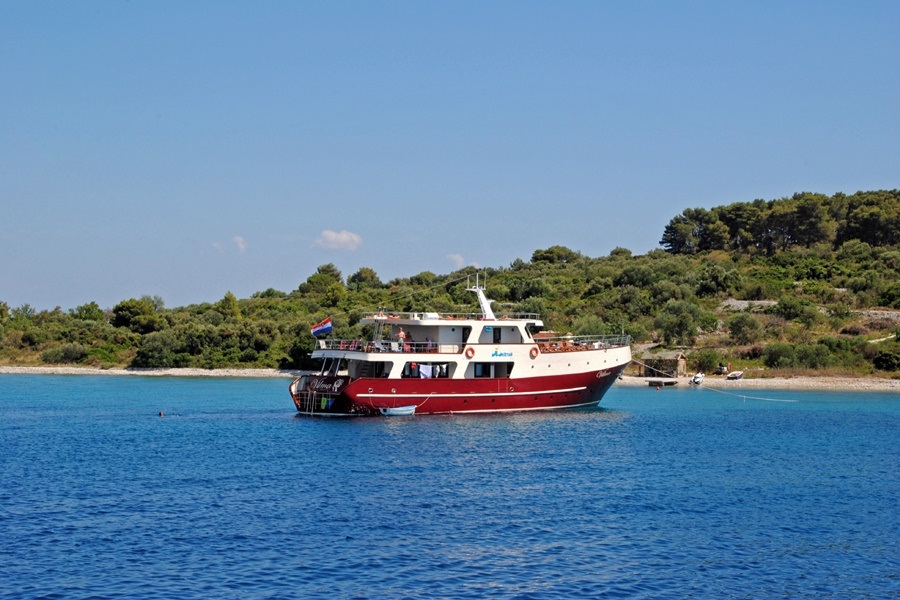 Baderoute T2 Inselhüpfen Kreuzfahrt ab Trogir mit MY Vilma****