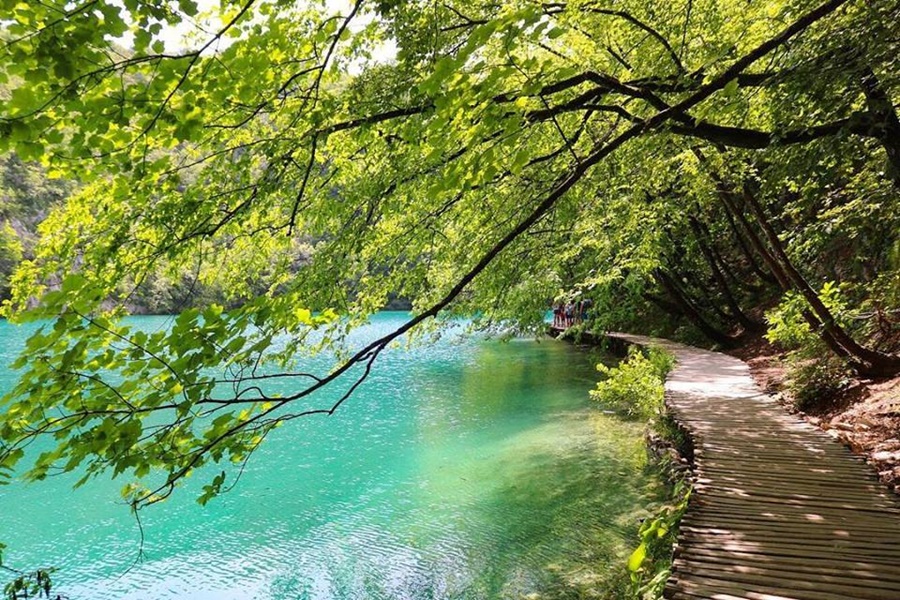 Aktivferien rund um Nationalpark Plitvice mit Wandern, Velofahren, Kajak, Schwimmen