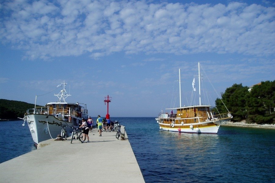 Fahrrad Kreuzfahrt ab Opatija mit einem Komfort Schiff