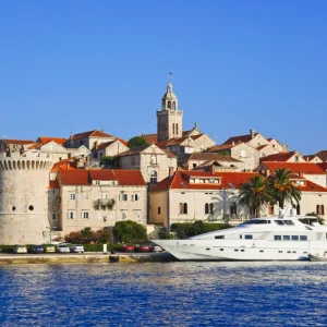 Town-Korcula-at-Croatia–arch-74153998_1024
