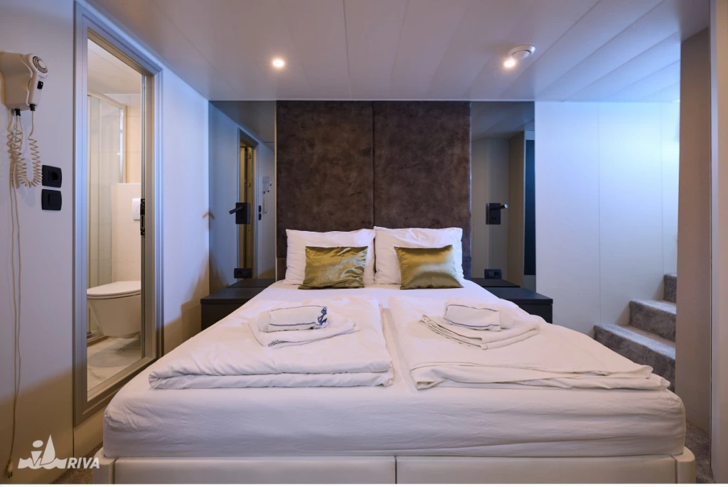 Azimut Kabine Unterdeck