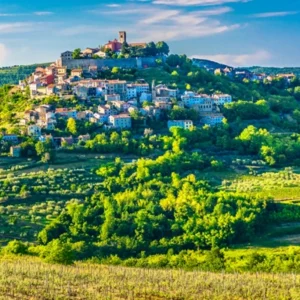bigstock-Scenic-View-At-Famous-Motovun–244375264_1024