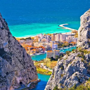 bigstock-Town-Of-Omis-View-Through-Ceti-241051906_1024