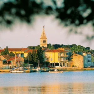 carreise nach novigrad in istrien