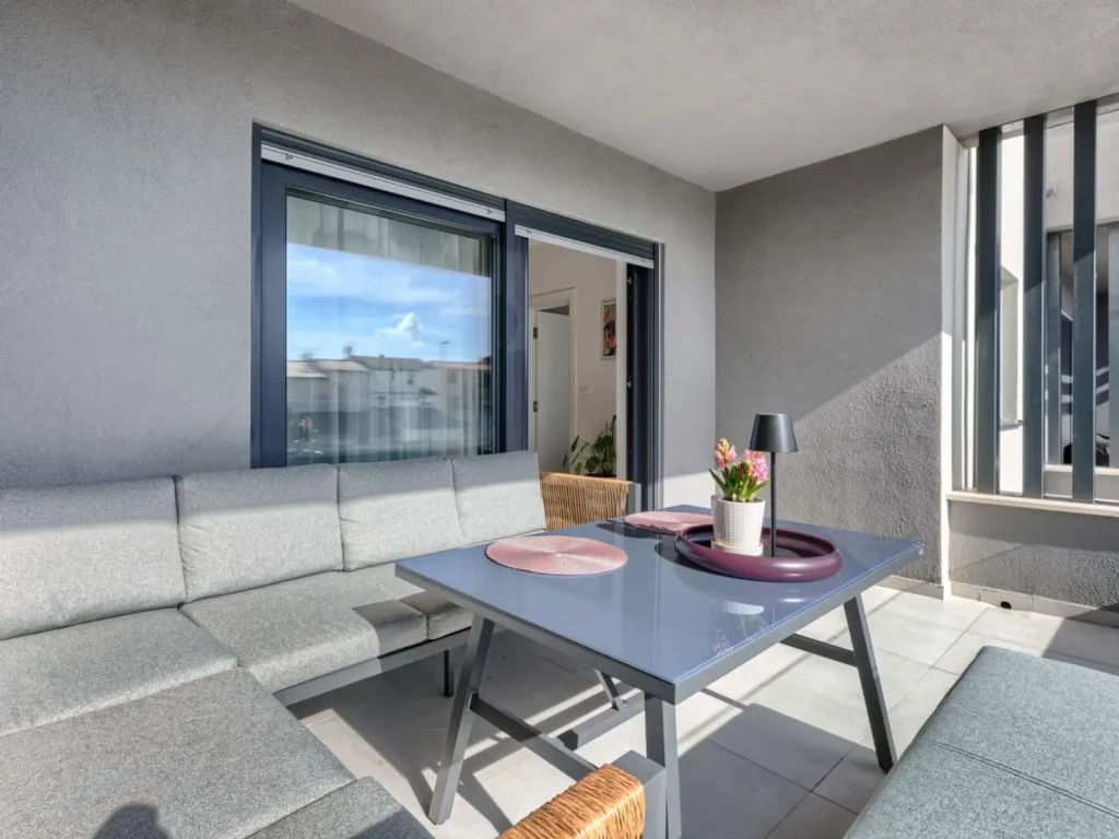 Pula entdecken: Ihr perfektes Zuhause auf Zeit in Istrien 2 vesna pula balkon 1